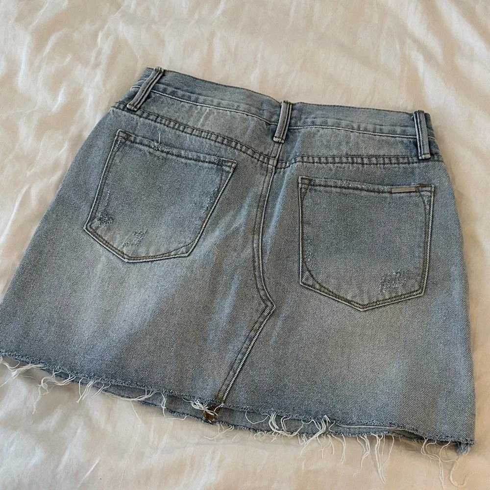 WOMEN'S DISTRESSED DENIM BLUE MINI SKIRT M